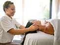Negocio National Holistic Institute - Emeryville Massage School